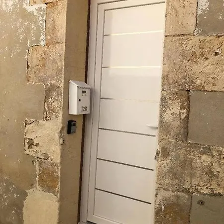 Cosy Proche Centre Appartement *